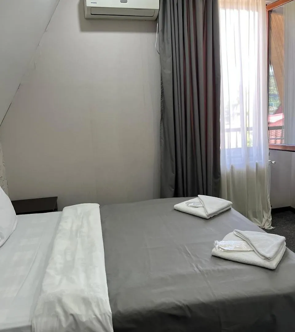 Hotel Eight Tbilisi 0*,  Geórgia