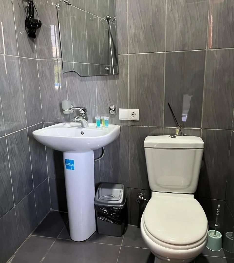 Hotel Eight Tbilisi 0*,